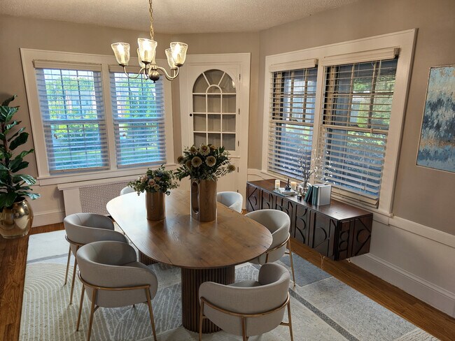 Building Photo - 14 John St