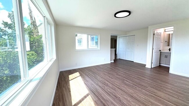 Building Photo - 1413 Ala Iolani St