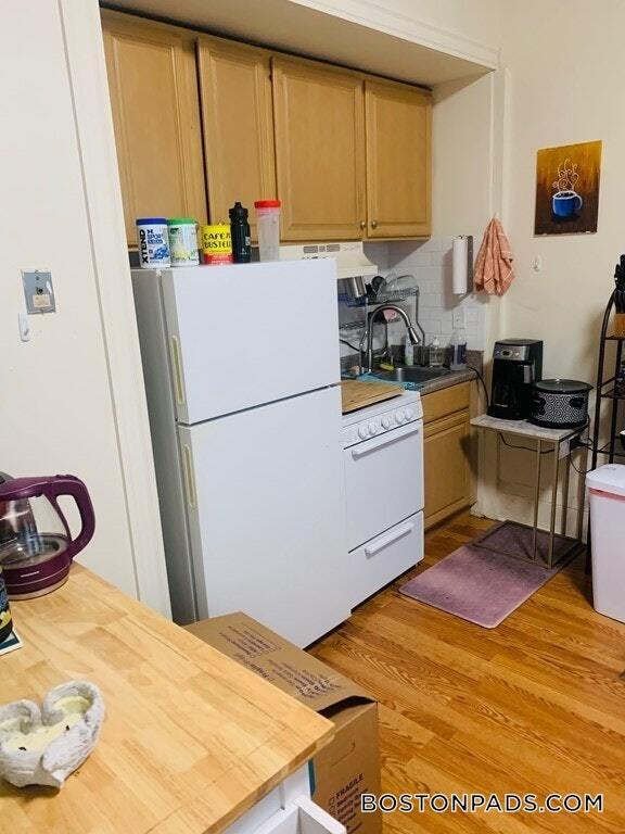 Building Photo - 27 Bay State Rd