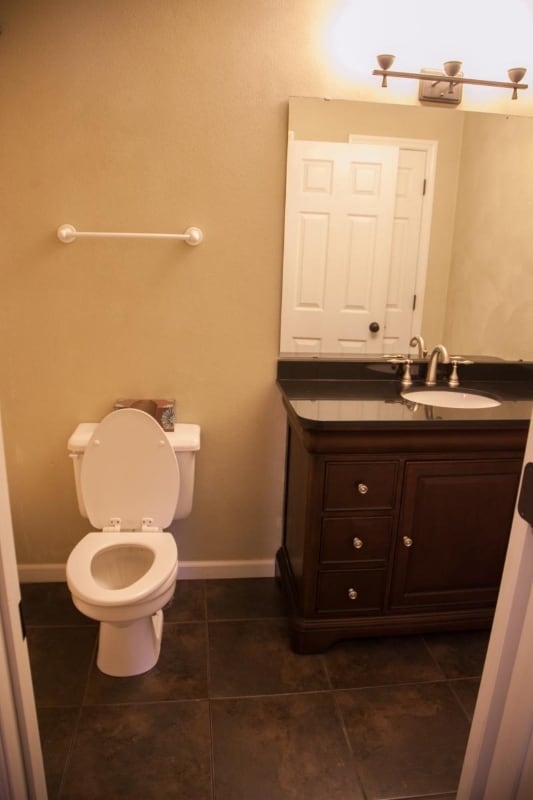 Building Photo - 33 Old Orchard Ln