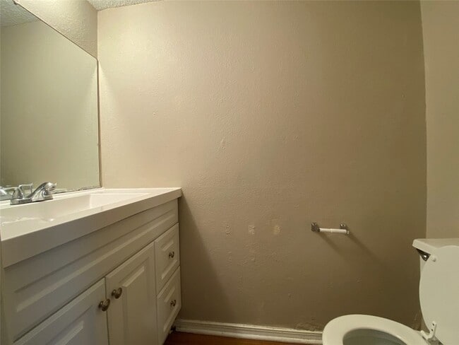 Building Photo - 3063 Olympia Dr