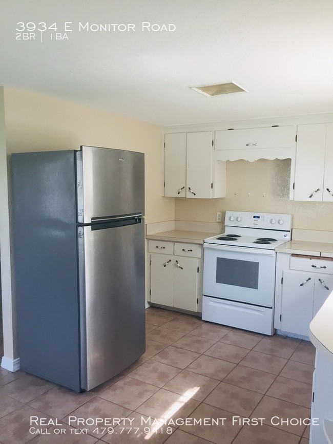 Building Photo - 2 Bedroom House for Rent in Springdale!