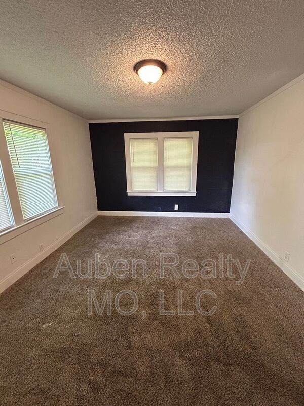 Building Photo - 4346 Montgall Ave