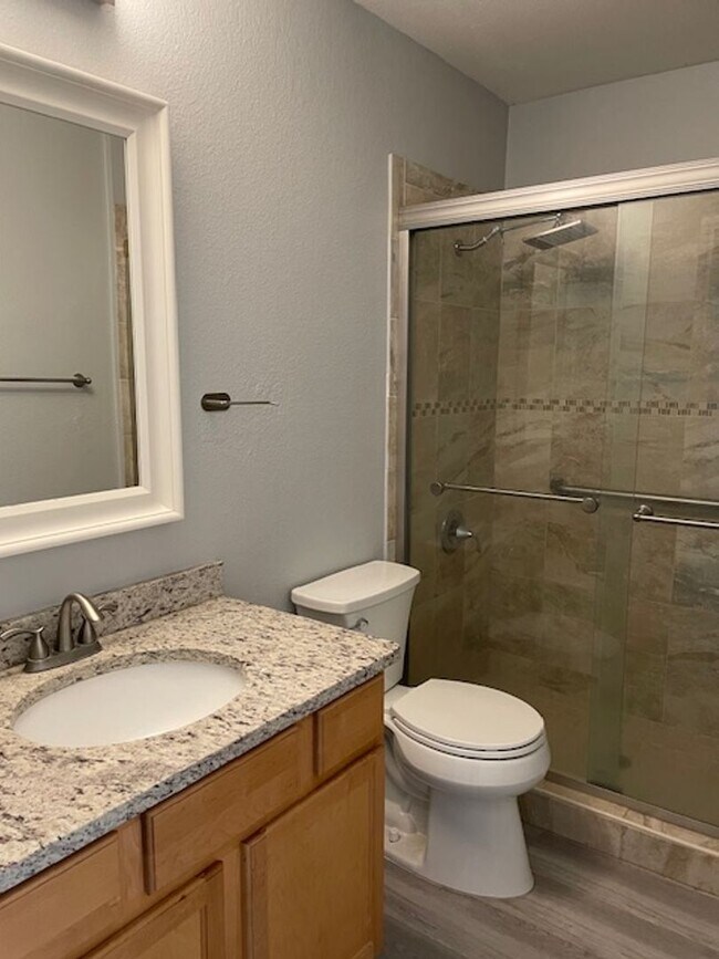 Building Photo - Kissimmee - Spacious 4/2, Pool Home