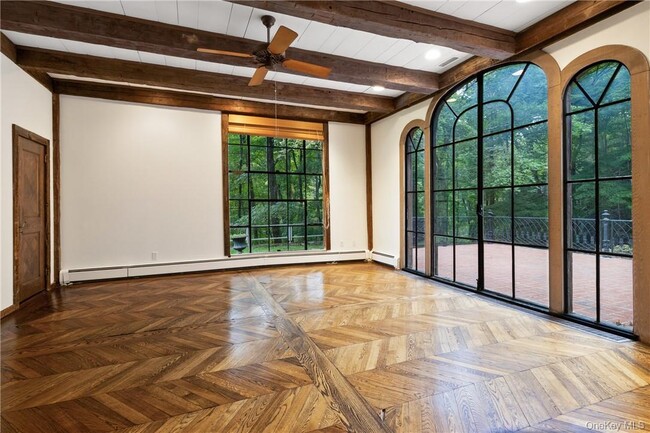 Building Photo - 176 Honey Hollow Rd