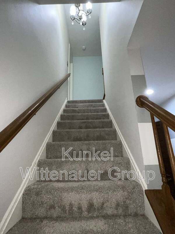 Building Photo - 43 Powder Creek Dr