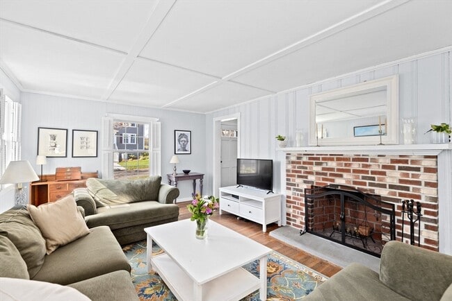 Building Photo - 20 Damon Rd