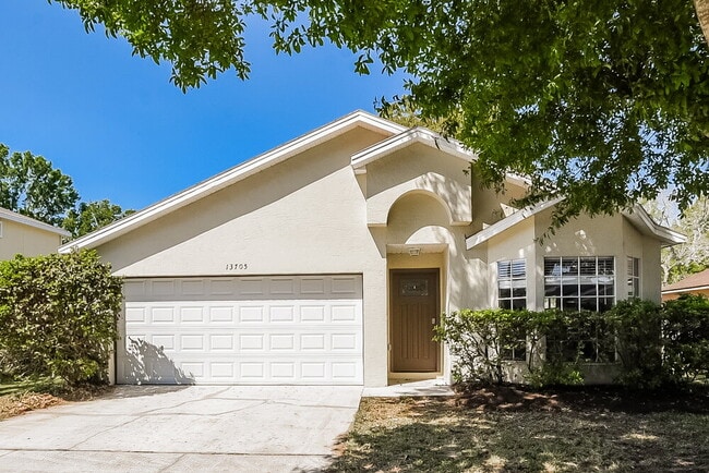 Building Photo - 13705 Glasser Ave