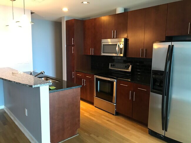 Primary Photo - 210 N Church St