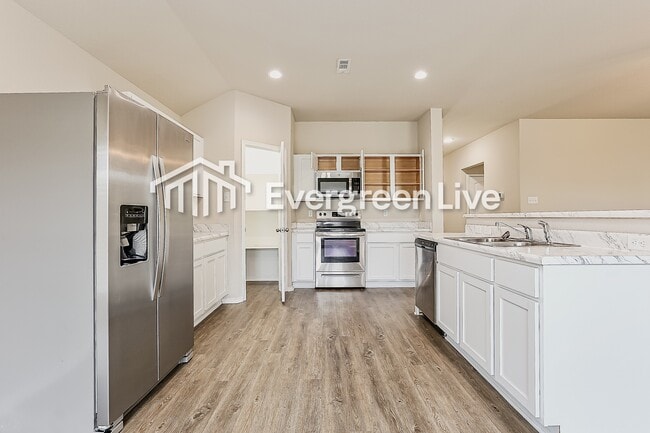 Building Photo - 46 Dunnaway Dr