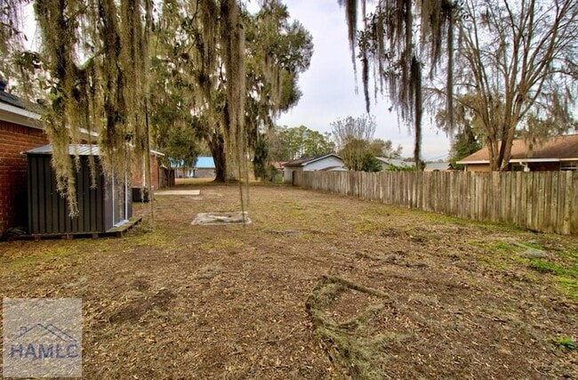 Building Photo - 43 Sandy Run Rd