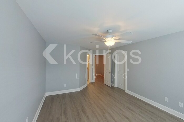 Building Photo - 3705 Oak Leaf Wy