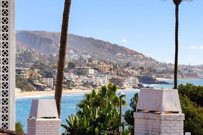 Building Photo - 376 Cliff Dr