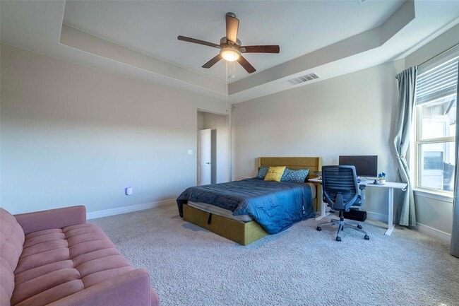 Building Photo - 5516 Limestone Spring Cove