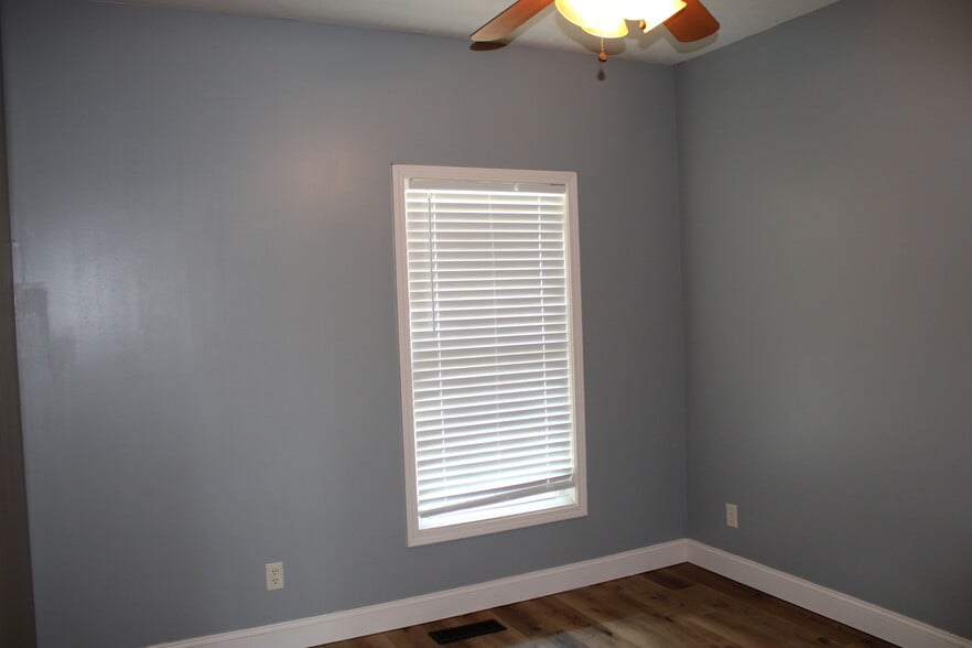Guest Room 1 - 11745 Juniper Ct