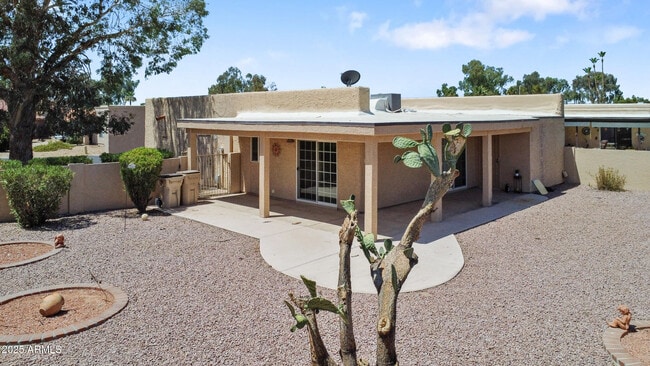 Building Photo - 9444 E Lawndale Pl