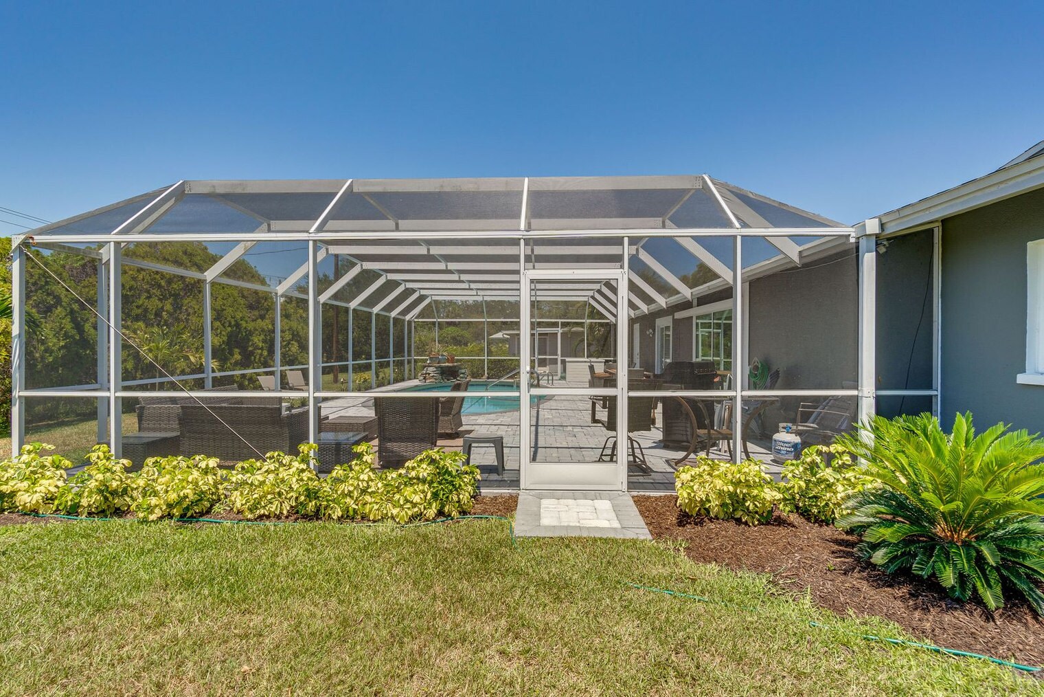 Building Photo - 6908 Antigua Pl