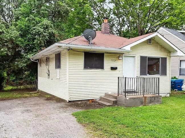 Building Photo - Charming 2BR House in Saint Louis