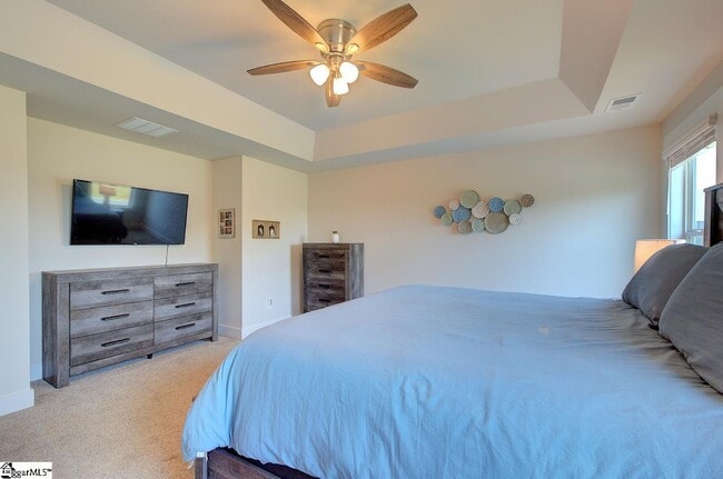 Building Photo - 542 Silverado Ave