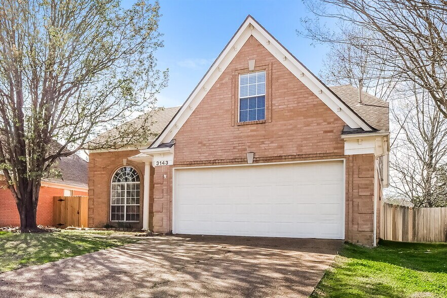 Building Photo - 3143 Woodland Pine Dr