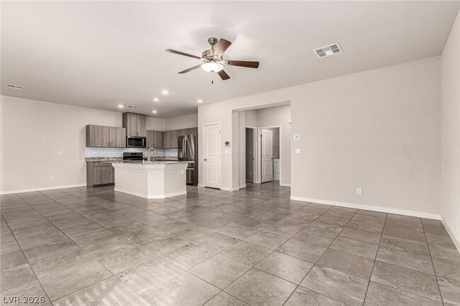 Building Photo - 3819 Corellia Ave