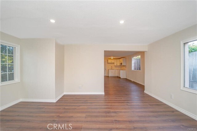 Building Photo - 10611 Pleasant Way