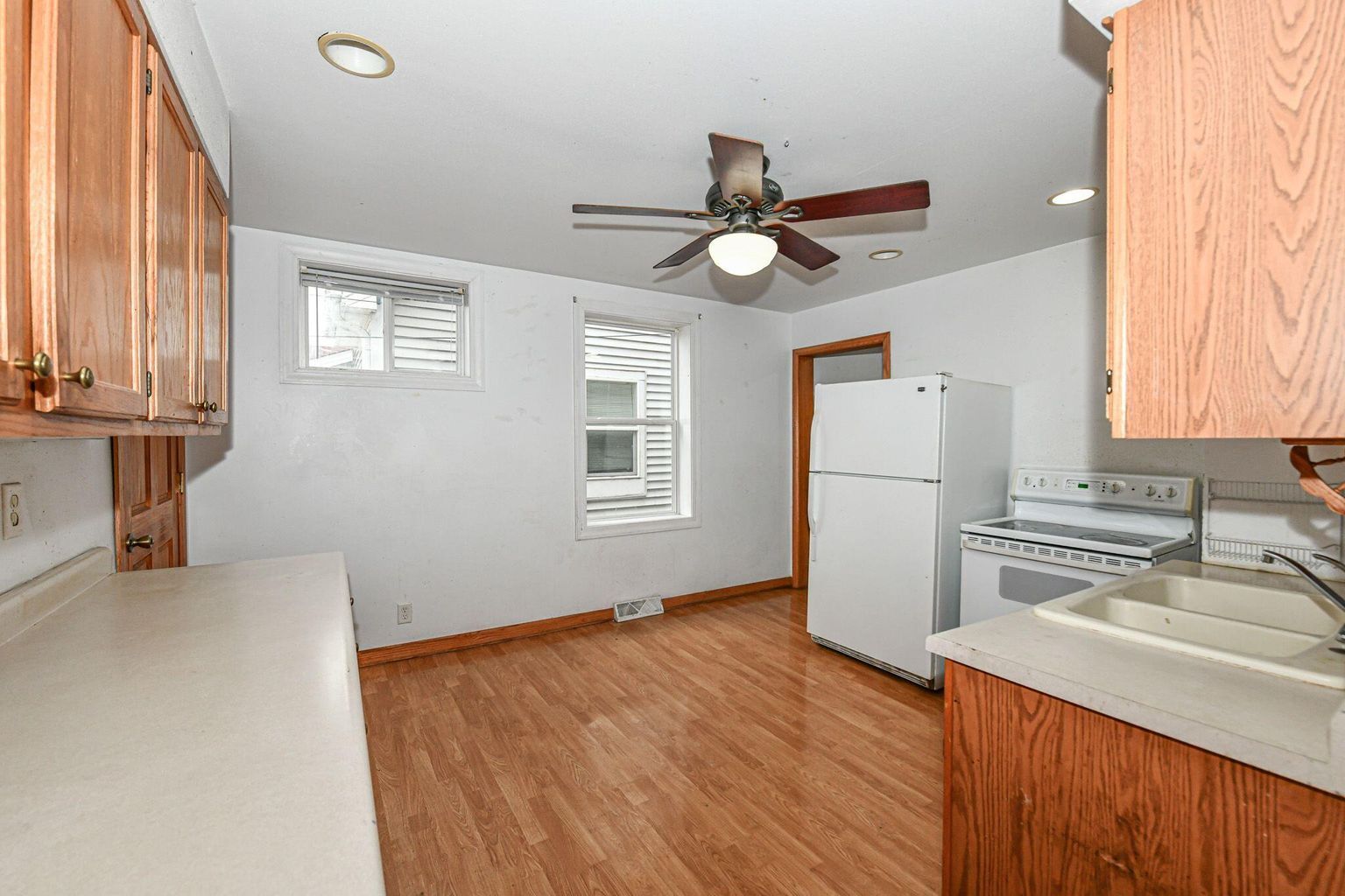 Building Photo - 1302 Madison Ave