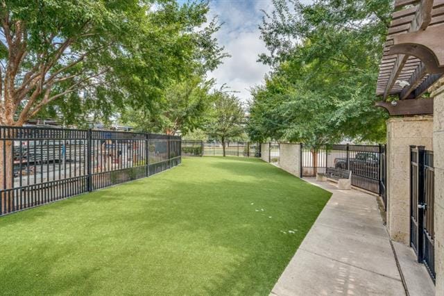 Building Photo - 6129 Echelon Way