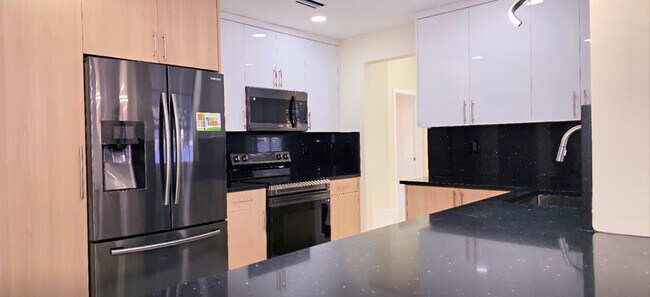 Building Photo - 11516 SW 54th St