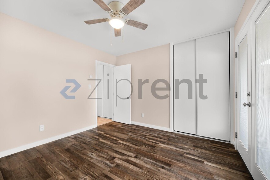 Building Photo - Unit 1515
