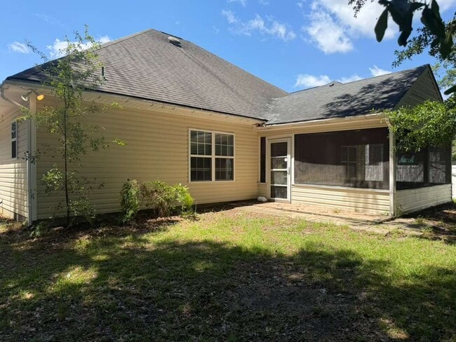 Building Photo - 900 Rachel Ln