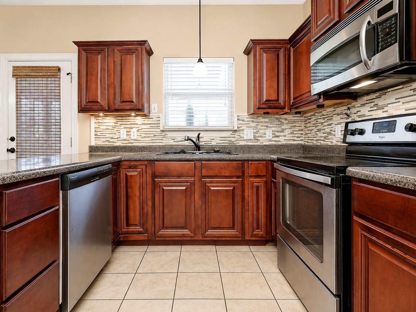 Building Photo - 1252 N Cannondale Dr
