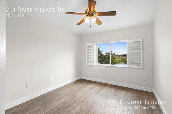 Building Photo - 211 River Village Dr