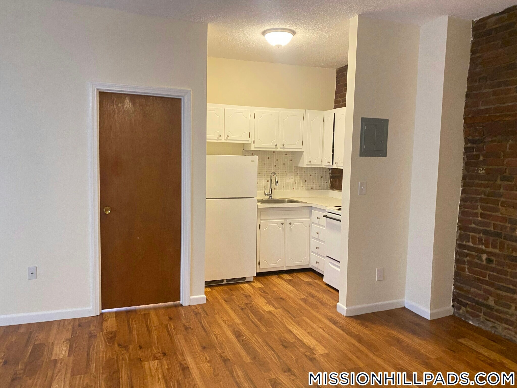 Building Photo - 62 S Huntington Ave