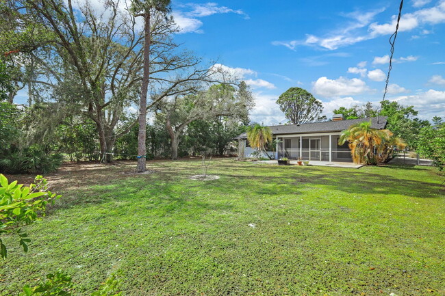 Building Photo - Beautifully Renovated 3-Bedroom Home in Sa...