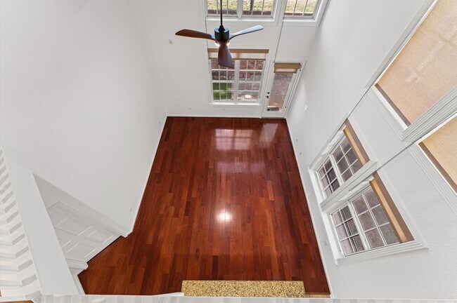 Building Photo - 1246 Glenwood Canyon Ln