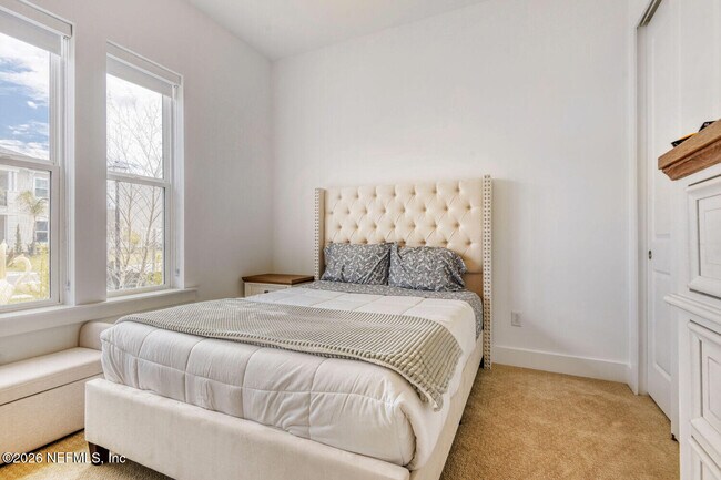 Building Photo - 279 Bismarck Palm Rd