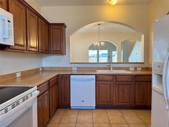 Building Photo - 11606 Hereford St