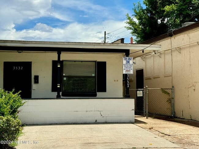 Primary Photo - 3532 Corby St
