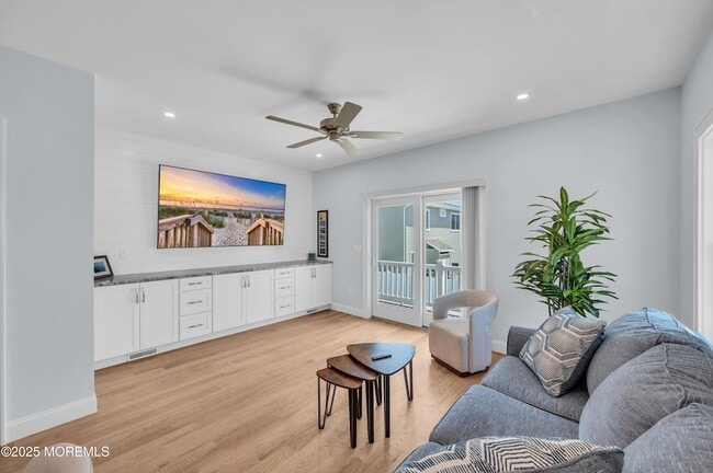 Building Photo - 1503 Grand Central Ave