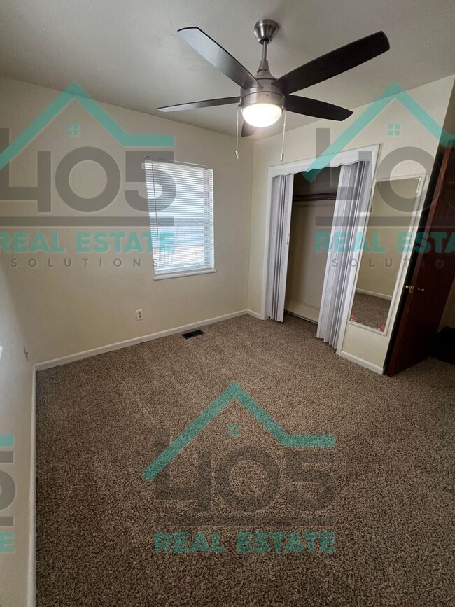 Building Photo - RENOVATED 3 bedroom in OKC