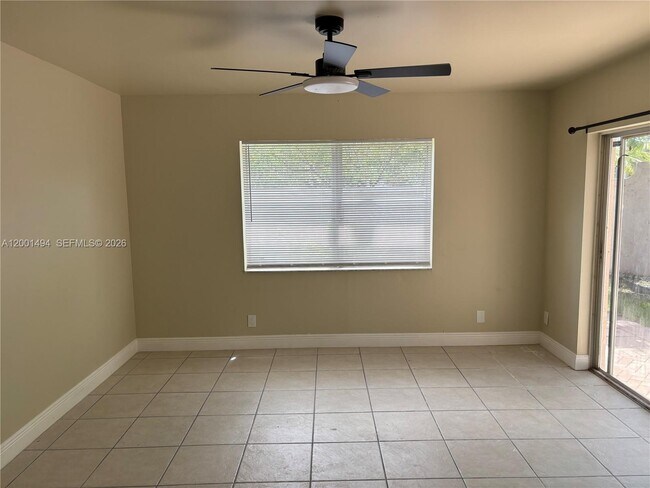 Building Photo - 5450 NW 94th Terrace