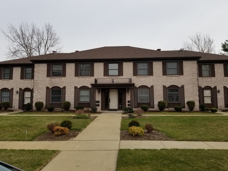6561 Woodhall Drive - 6561 Woodhall Dr
