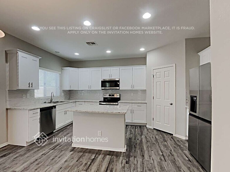 Building Photo - 19378 W Adams St