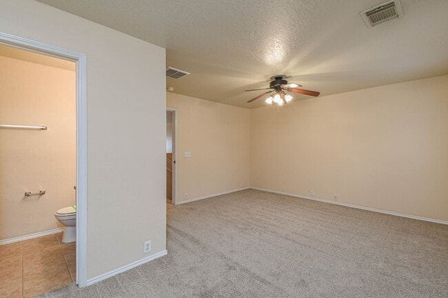 Building Photo - 29704 Sullivan Oaks Dr
