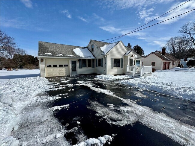 Building Photo - 5291 Abbe Dr