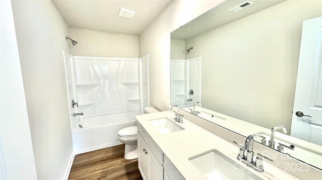 Building Photo - 1627 Swallow Tail Dr