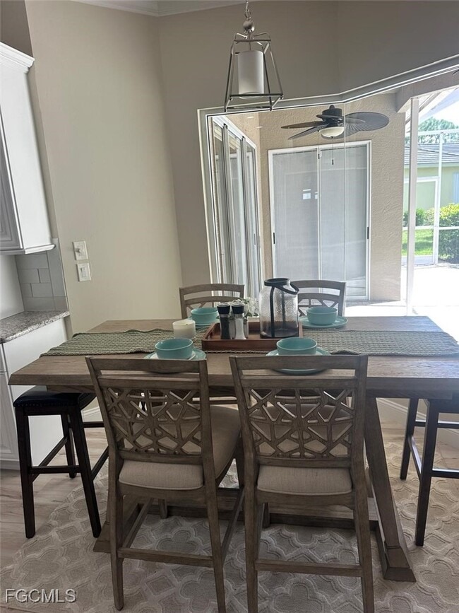 Building Photo - 8850 Creek Run Dr