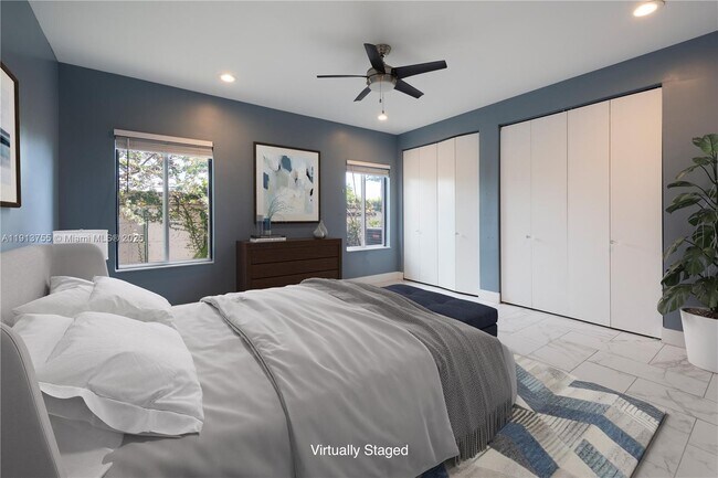 Building Photo - 4920 NE 1st Terrace