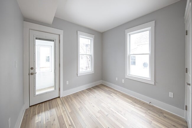 Building Photo - 44 Prichard Ave